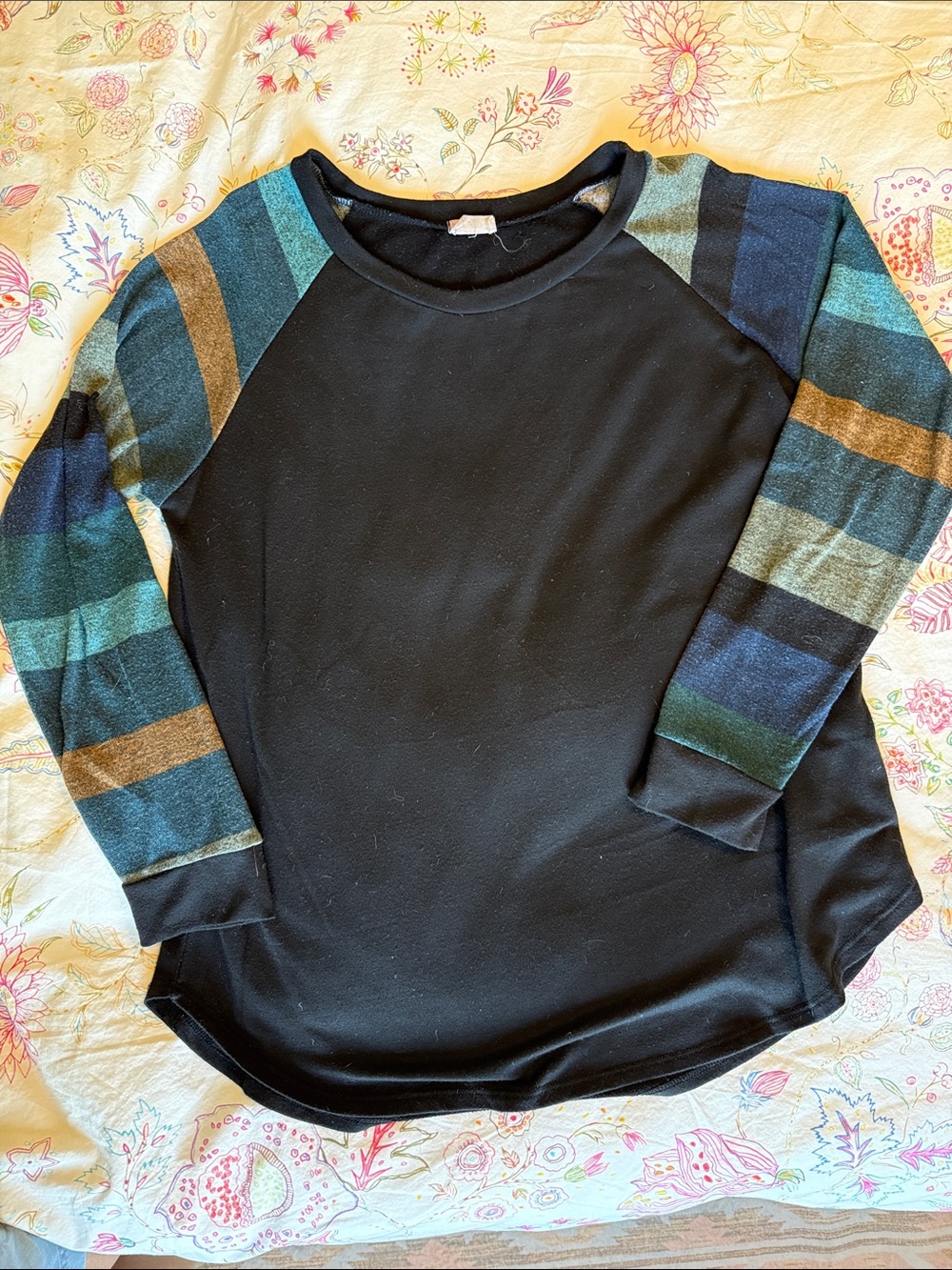 Lovely Melody Black Raglan Sweater with Striped Sleeves, Size L
